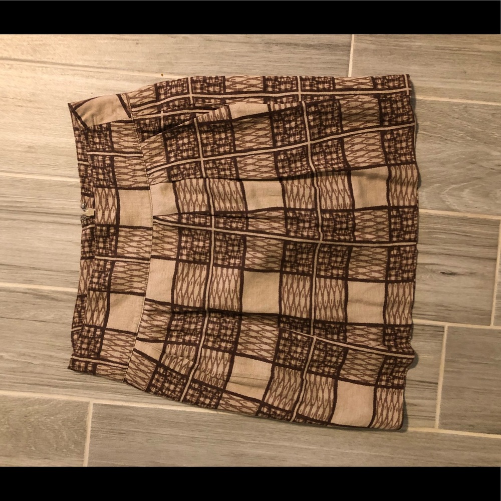 Brown and Tan Banana Republic skirt